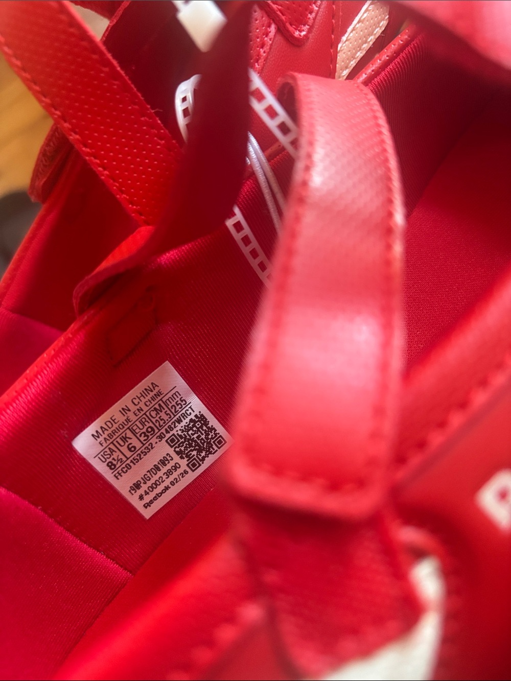 Reebok - Picture 5 of 5